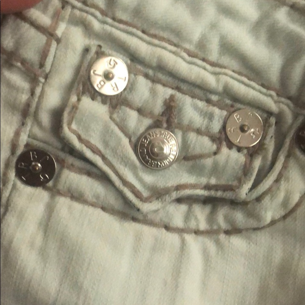 Jean - Picture 3 of 5